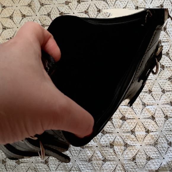 Small Black Vinyl Reptile Print Shoulder Bag - Picture 7 of 7